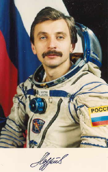 Aleksandr Lazutkin Autograph